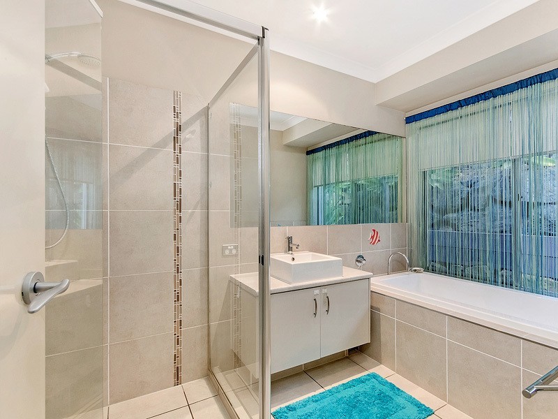 6 Warrandyte St, Upper Coomera QLD 4209