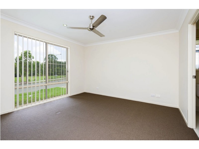 29 Chrome Dr, Pimpama QLD 4209