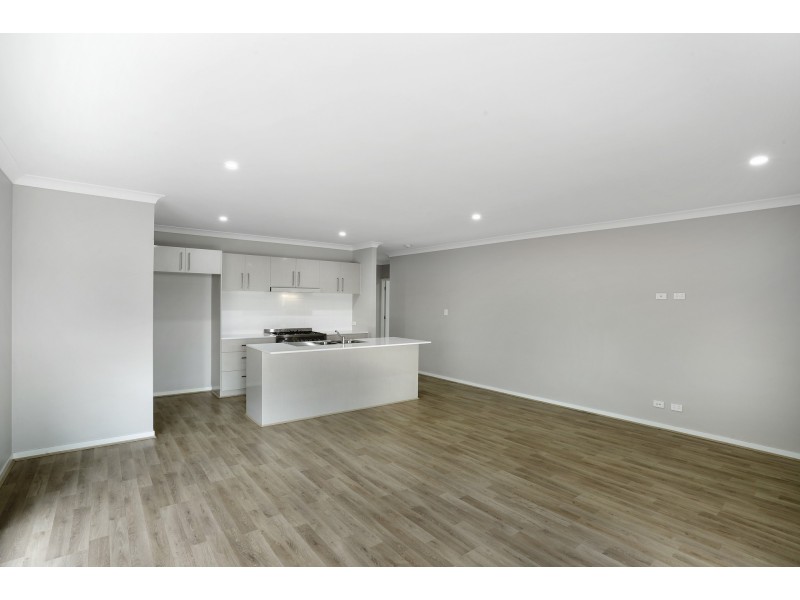 11 Lindeman Cct, Pimpama QLD 4209