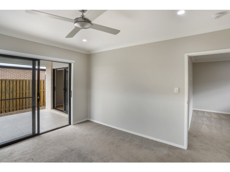 11 Lindeman Cct, Pimpama QLD 4209