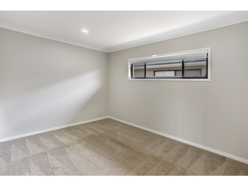 11 Lindeman Cct, Pimpama QLD 4209