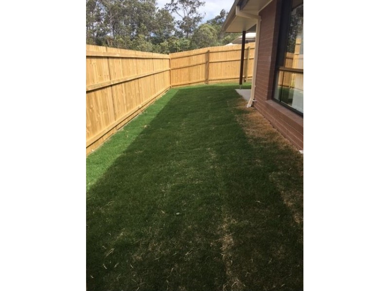 1 Lindsay Lane, Pimpama QLD 4209