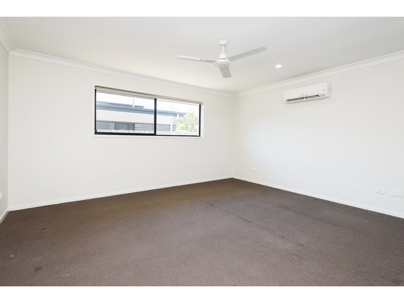 32 PARKVISTA CIRCUIT, Coomera QLD 4209