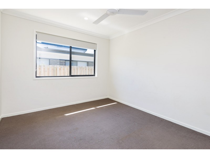 32 PARKVISTA CIRCUIT, Coomera QLD 4209