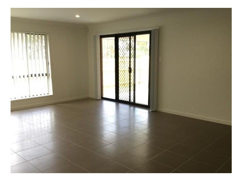 1 Lindsay Lane, Pimpama QLD 4209