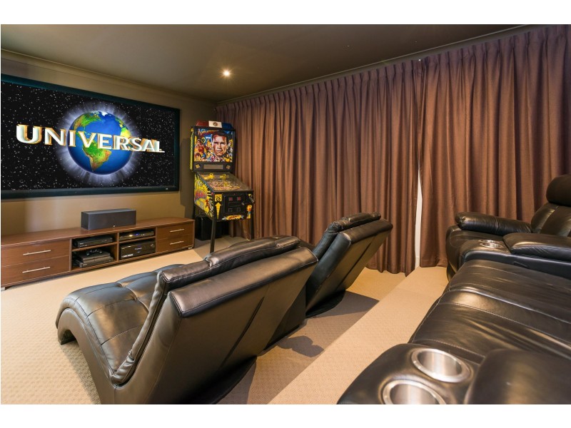 11 MACLEAY CIRCUIT, Upper Coomera QLD 4209