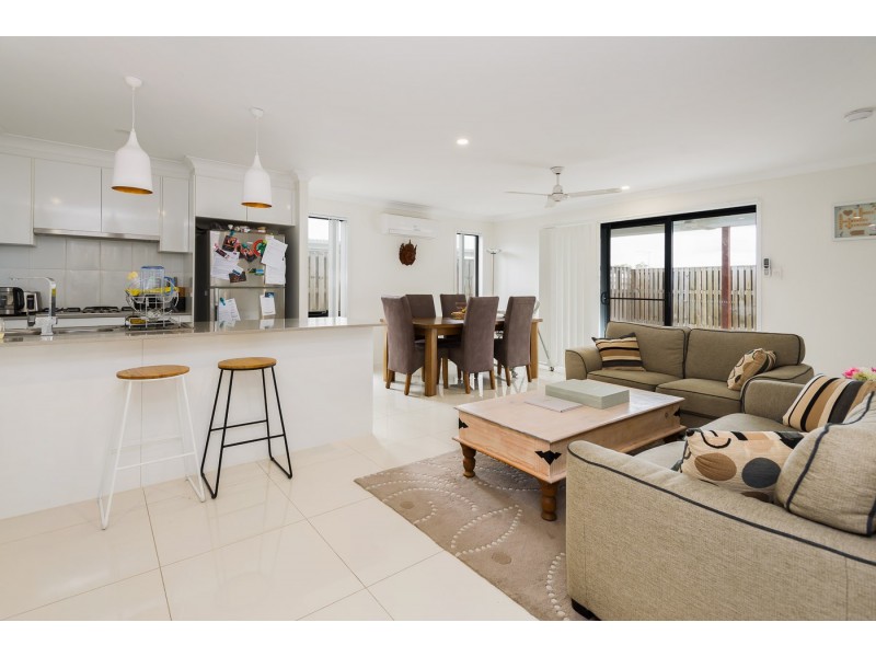 13 Sky Crescent, Pimpama QLD 4209