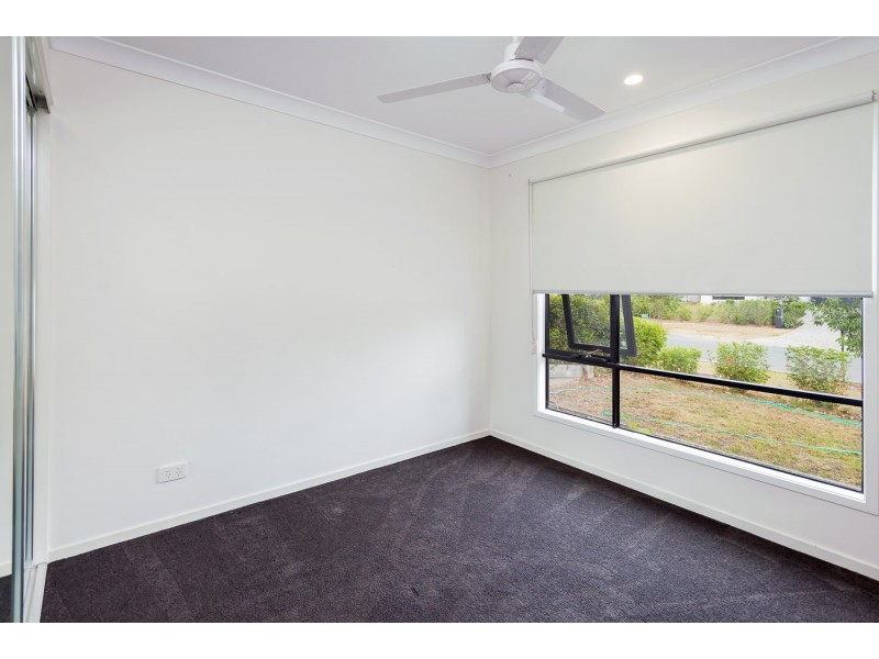 13 Sky Crescent, Pimpama QLD 4209
