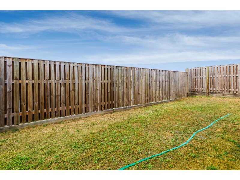 13 Sky Crescent, Pimpama QLD 4209