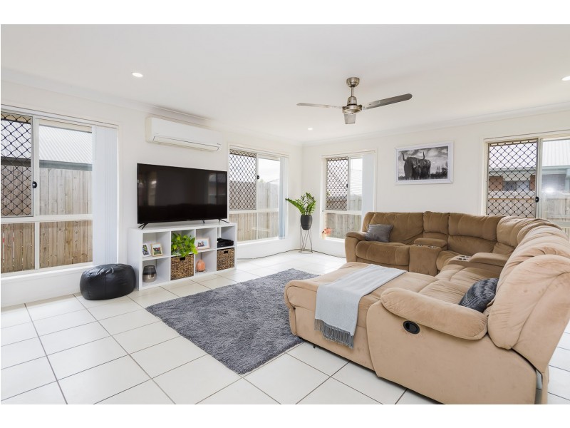 40 Cummings Circuit, Willow Vale QLD 4209