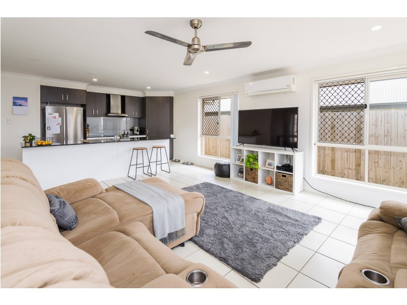 40 Cummings Circuit, Willow Vale QLD 4209