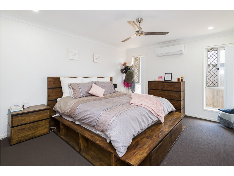 40 Cummings Circuit, Willow Vale QLD 4209