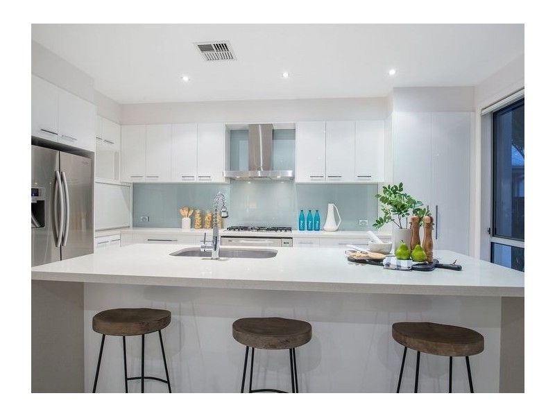 27 ELUSIVE ROAD, Coomera Waters QLD 4209