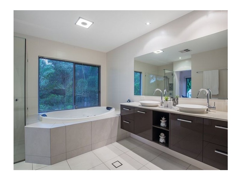 27 ELUSIVE ROAD, Coomera Waters QLD 4209