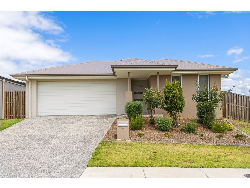 9 Corkwood Court, Coomera QLD 4209