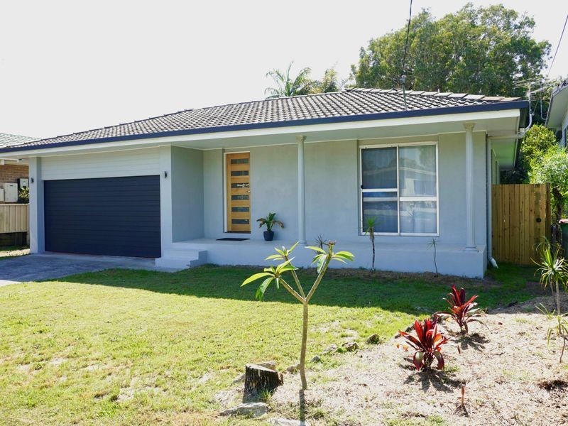 23 Annerley Avenue, Runaway Bay QLD 4216