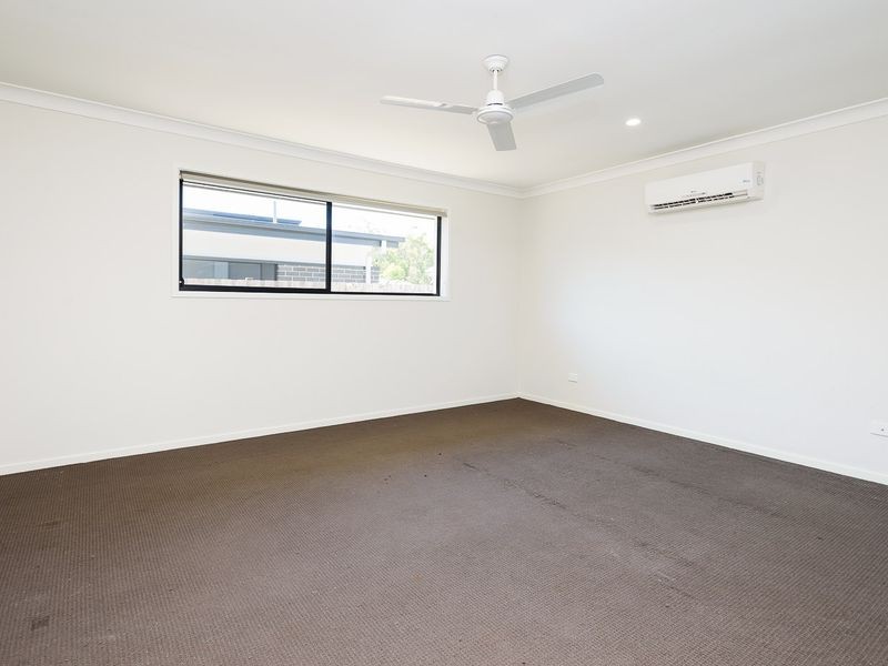 32 Parkvista Circuit, Coomera QLD 4209