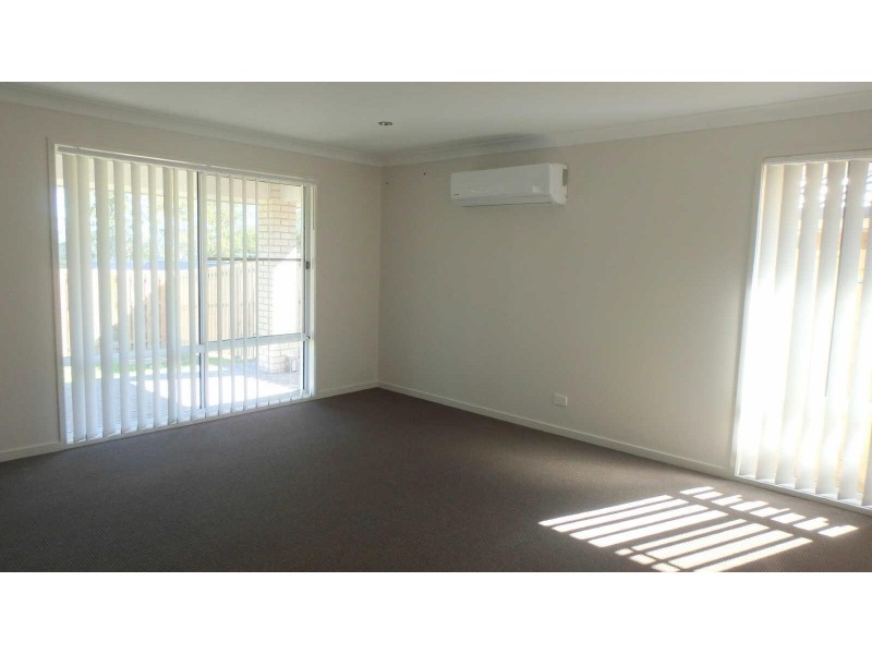 23 Avondale Drive, Pimpama QLD 4209