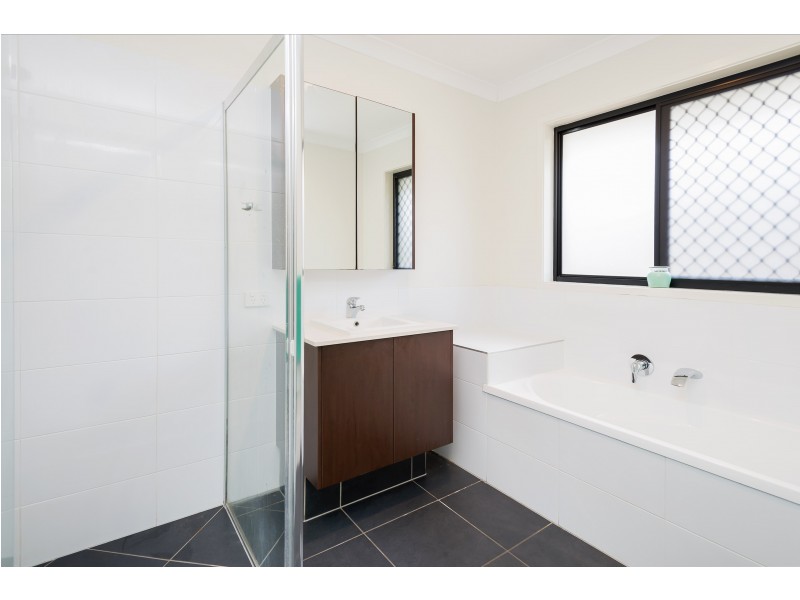 55 Ningaloo Drive, Pimpama QLD 4209