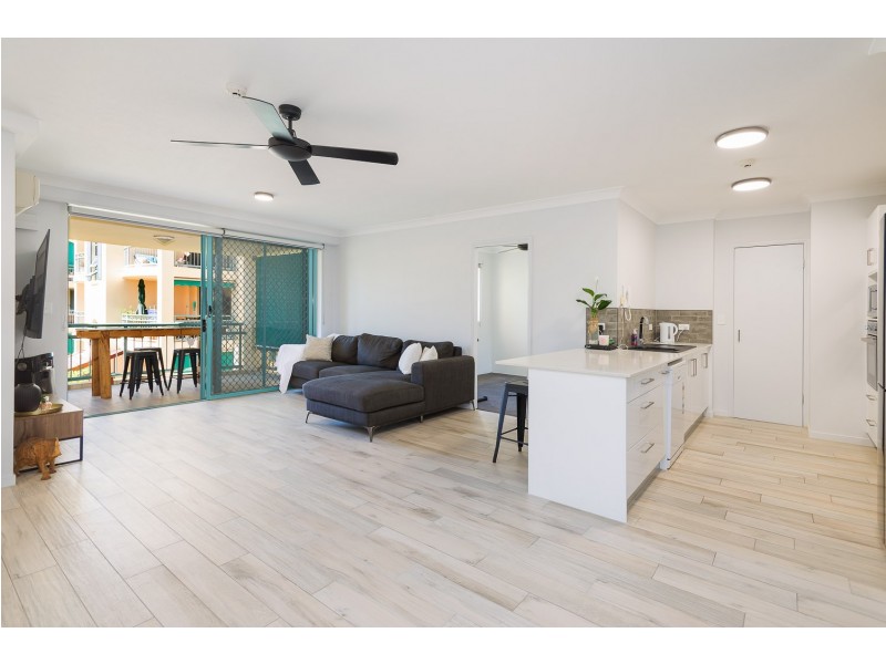 10/12 Monte Carlo Avenue, Surfers Paradise QLD 4217