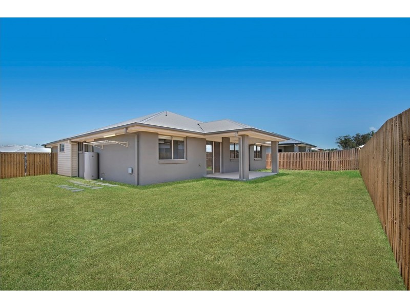 24 Stinson Circuit, Coomera QLD 4209