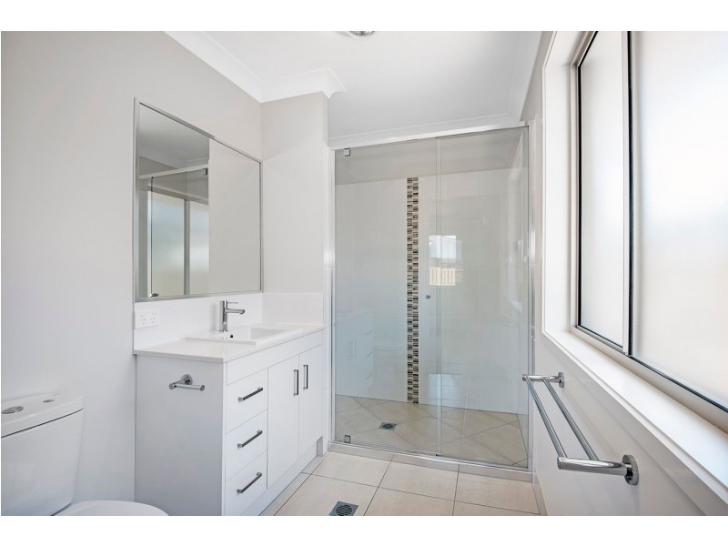 24 Stinson Circuit, Coomera QLD 4209