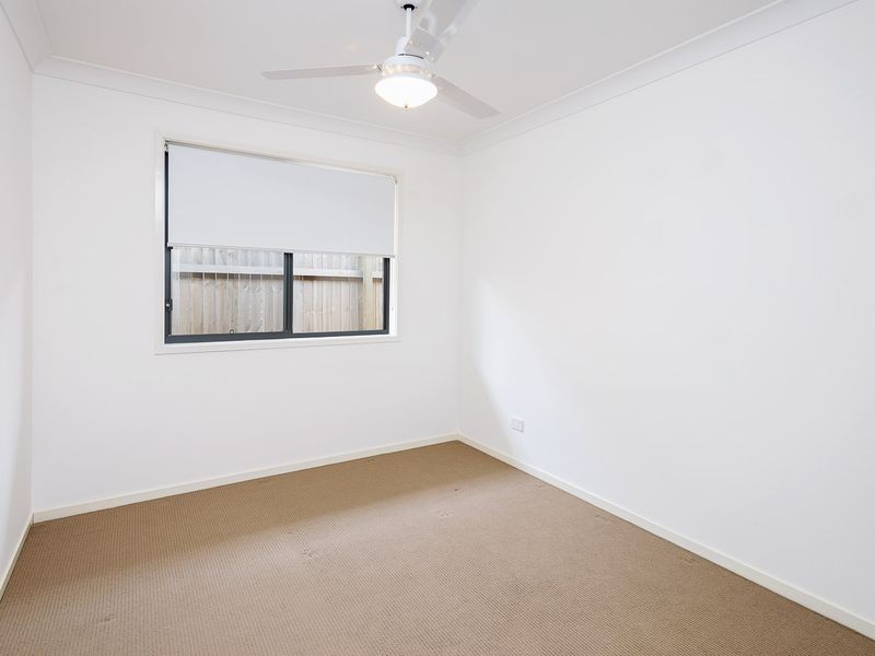 10 Ferngrove Street, Pimpama QLD 4209