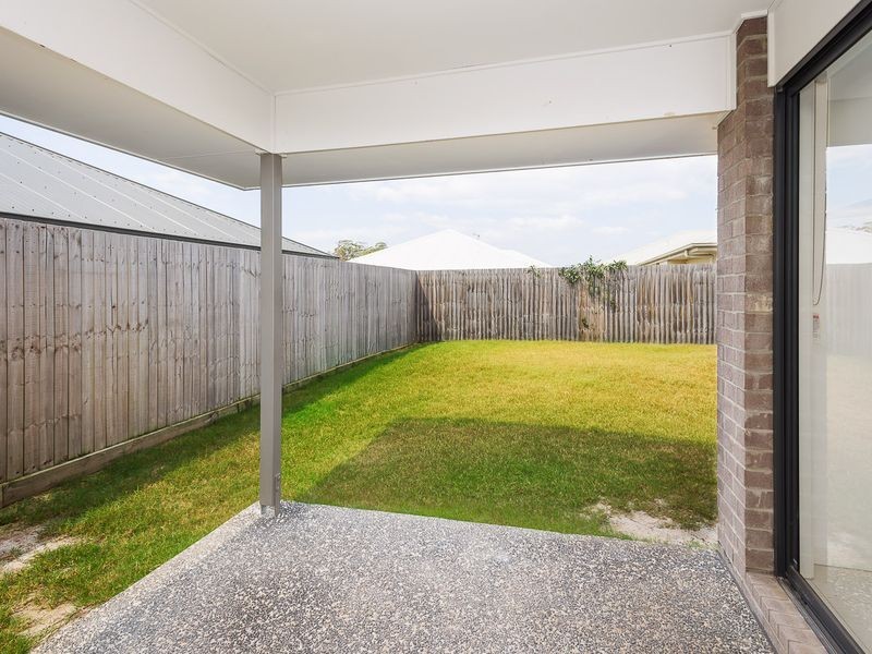 10 Ferngrove Street, Pimpama QLD 4209