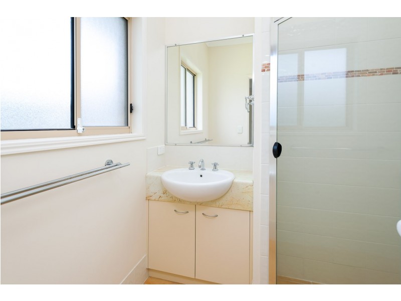 10 Goldcrest Drive, Upper Coomera QLD 4209