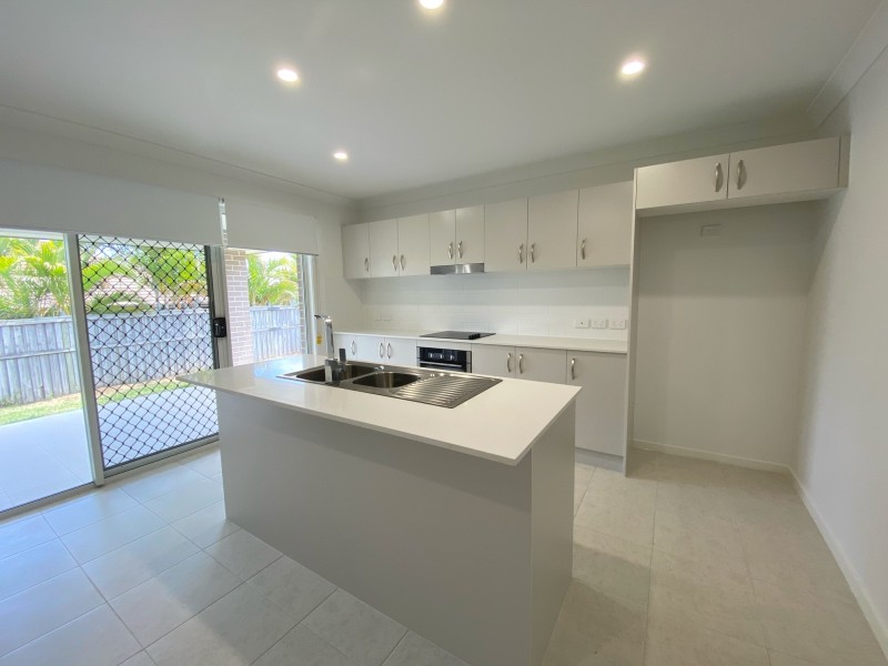 45 Lanier Close, Oxenford QLD 4210