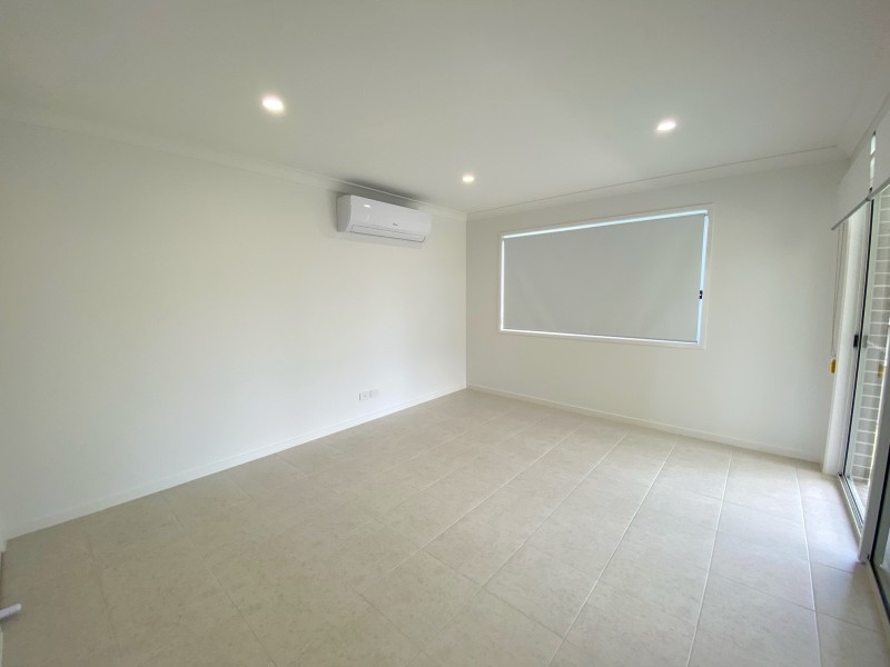 45 Lanier Close, Oxenford QLD 4210