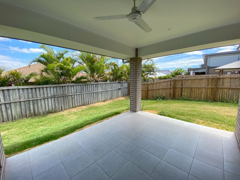 45 Lanier Close, Oxenford QLD 4210