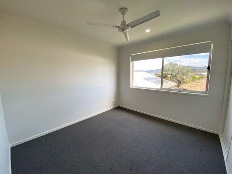 45 Lanier Close, Oxenford QLD 4210