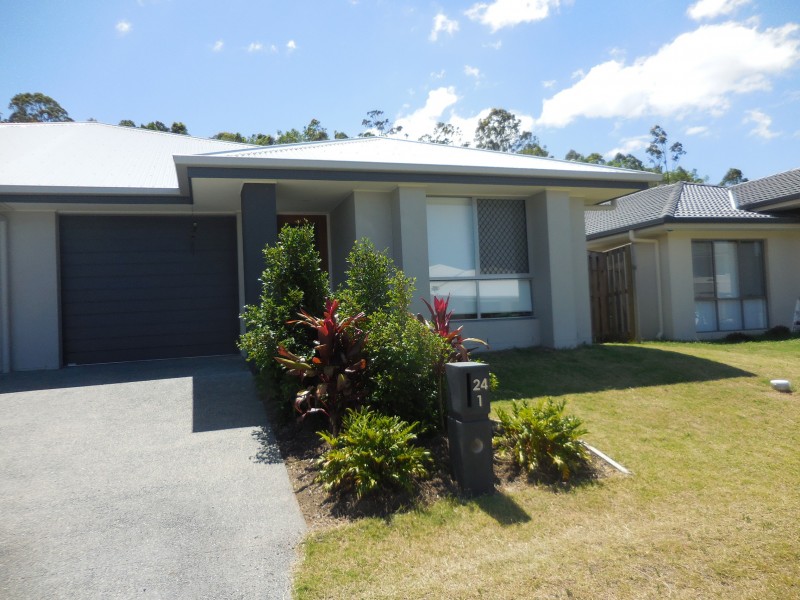 1/24 Velox Circuit, Upper Coomera QLD 4209