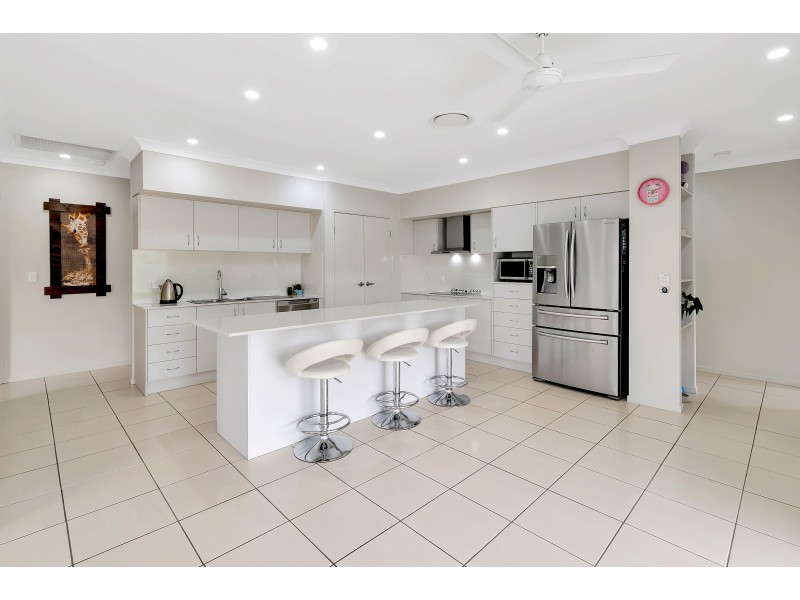 39 Wolseley Way, Upper Coomera QLD 4209