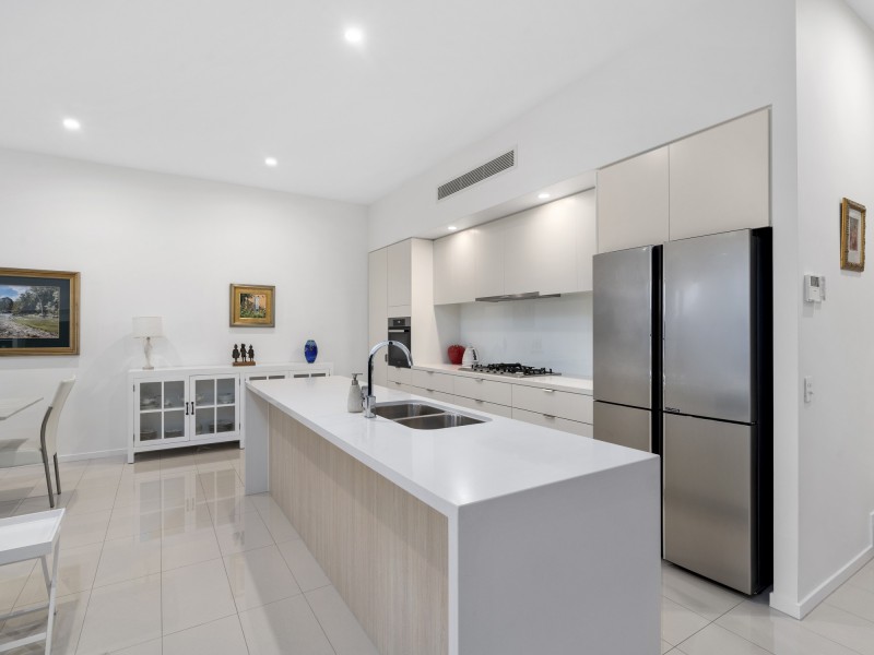 34 Northwater Drive, Hope Island QLD 4212