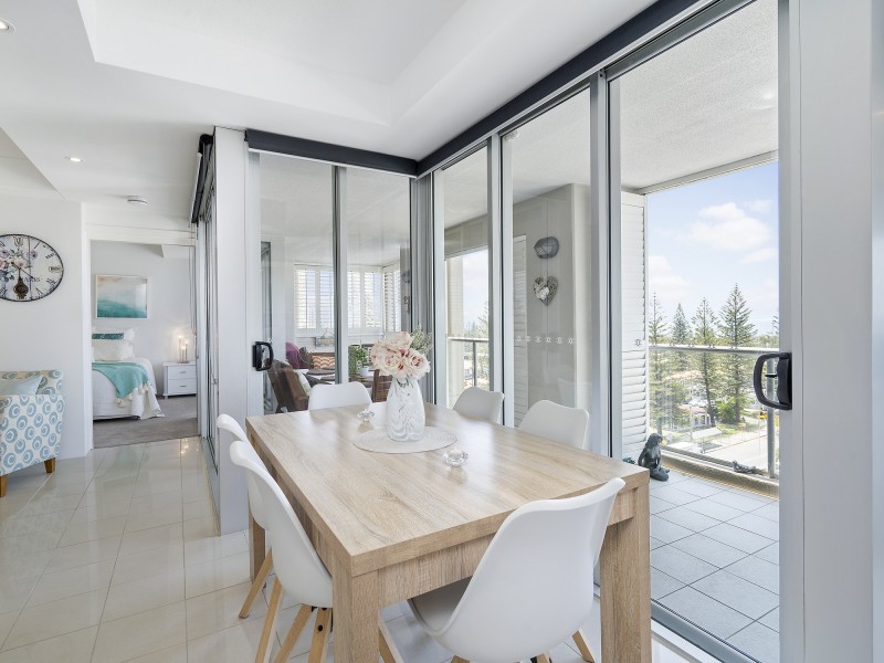 24/19 Mermaid Avenue, Mermaid Beach QLD 4218