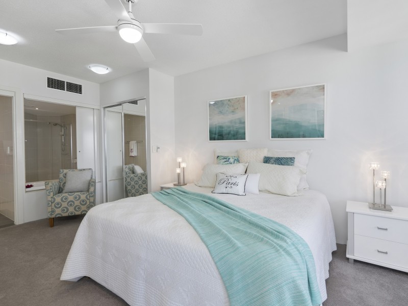 24/19 Mermaid Avenue, Mermaid Beach QLD 4218