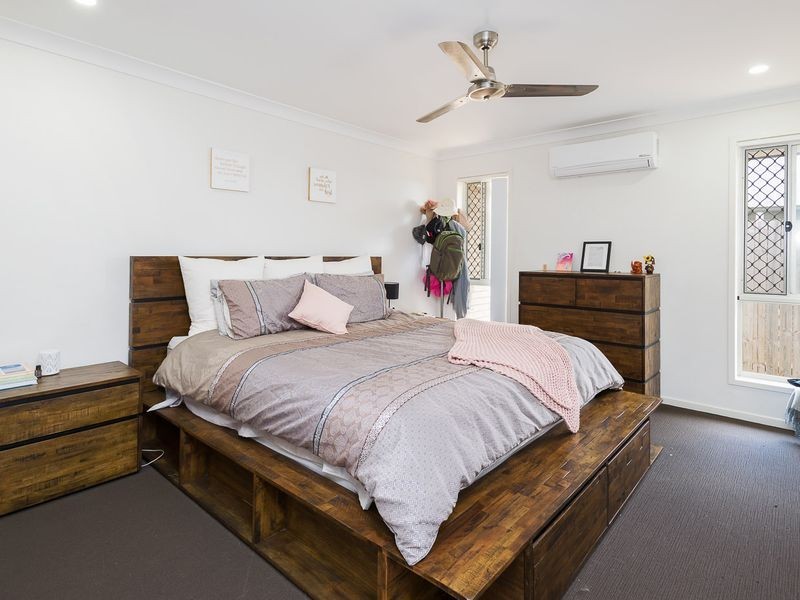 40 Cummings Circuit, Willow Vale QLD 4209