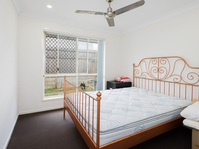 40 Cummings Circuit, Willow Vale QLD 4209