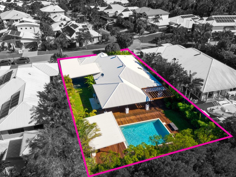 18 Pathfinder Road, Coomera Waters QLD 4209