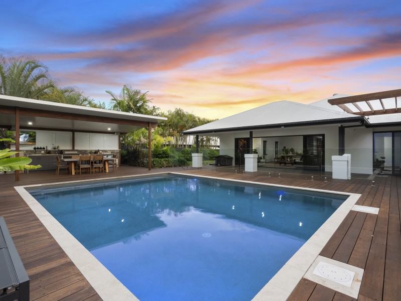 18 Pathfinder Road, Coomera Waters QLD 4209