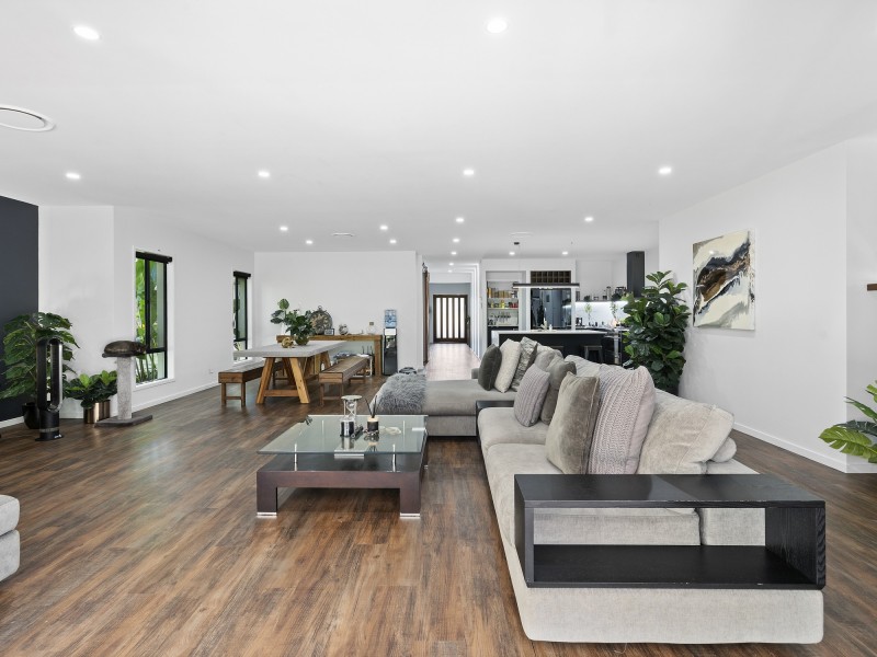 18 Pathfinder Road, Coomera Waters QLD 4209