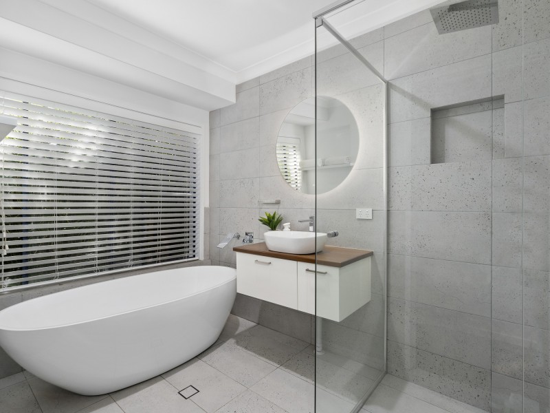 18 Pathfinder Road, Coomera Waters QLD 4209