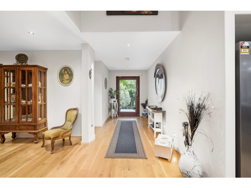 3 Brilliant Lane, Coomera Waters QLD 4209