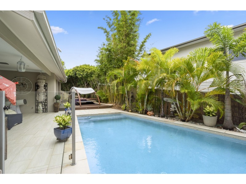 3 Brilliant Lane, Coomera Waters QLD 4209