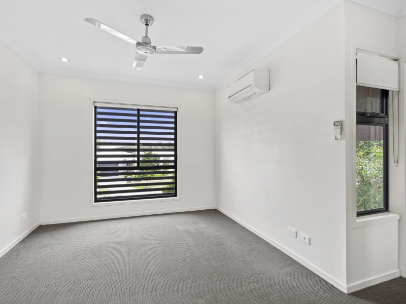 4/4 Mala Court, Coomera QLD 4209