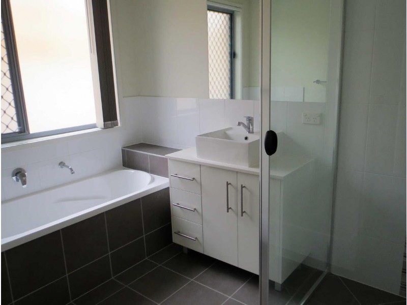 70 Edgeware Road, Pimpama QLD 4209