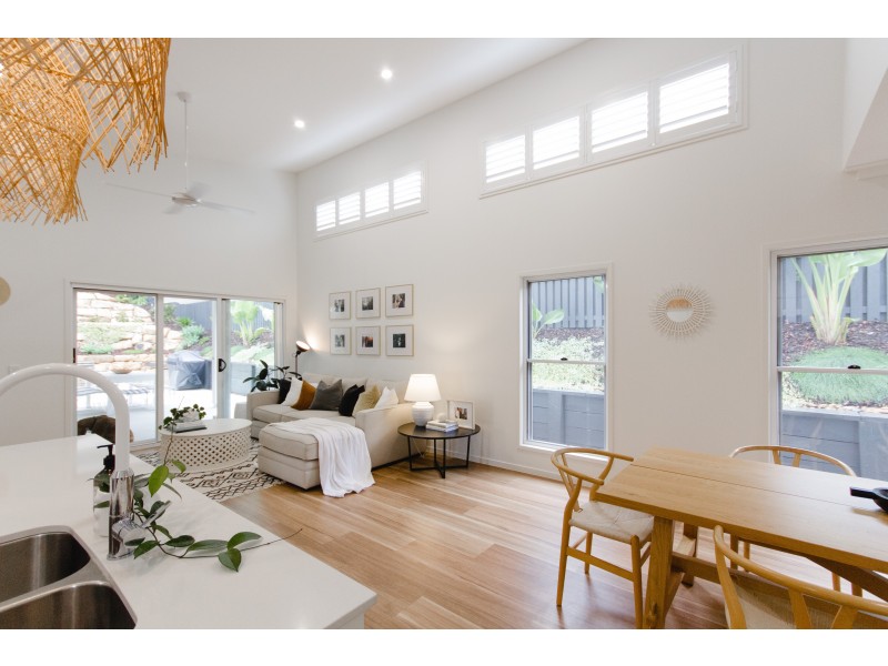 36 Summerstone Place, Maudsland QLD 4210
