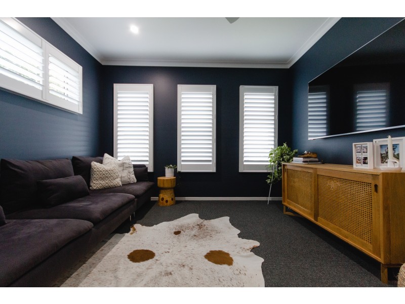 36 Summerstone Place, Maudsland QLD 4210